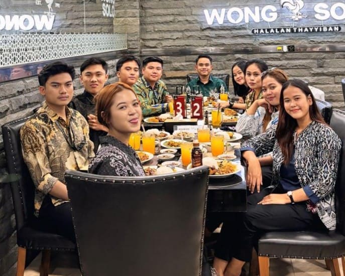 FAMILY GATHERING (2026)